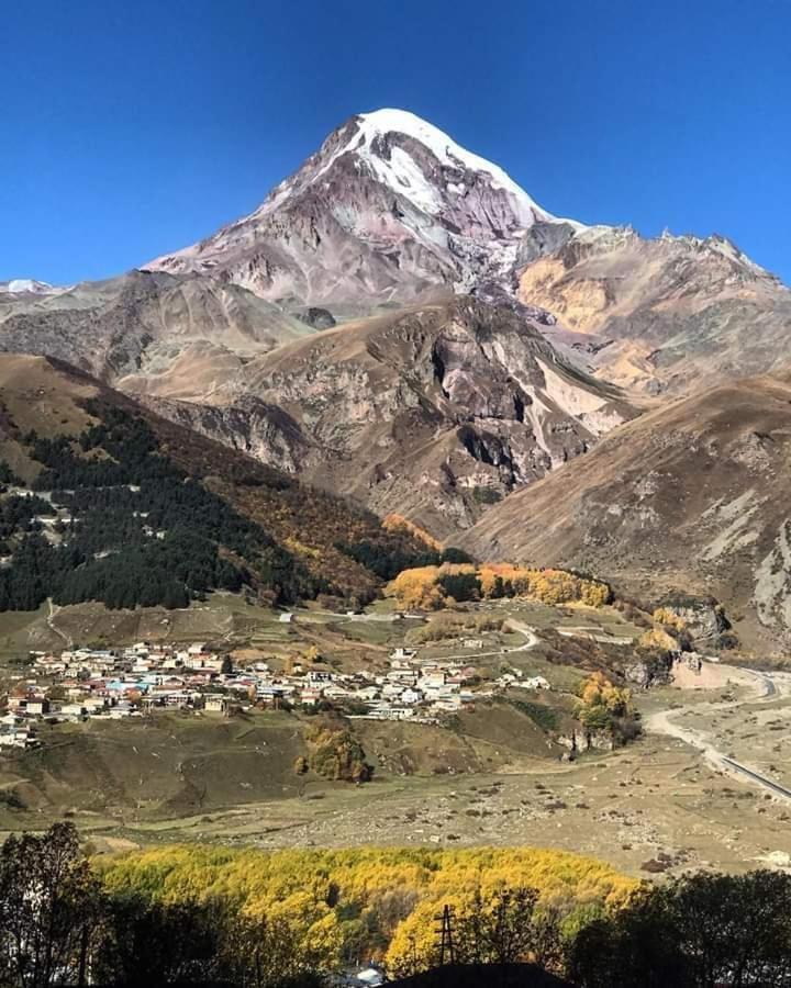 Veriko'S Guest Hause Kazbegi Kültér fotó